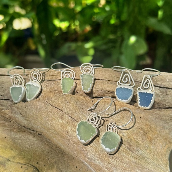 Cornflower blue sea glass Handmade sterling silver spiral swirl drop earrings - Picture 3 of 5